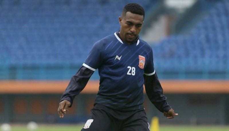 title Terens Puhiri, Winger Borneo FC yang Gegerkan Dunia Dipanggil ke Timnas Indonesia Terens Puhiri, Winger Borneo FC yang Gegerkan Dunia Dipanggil ke Timnas Indonesia