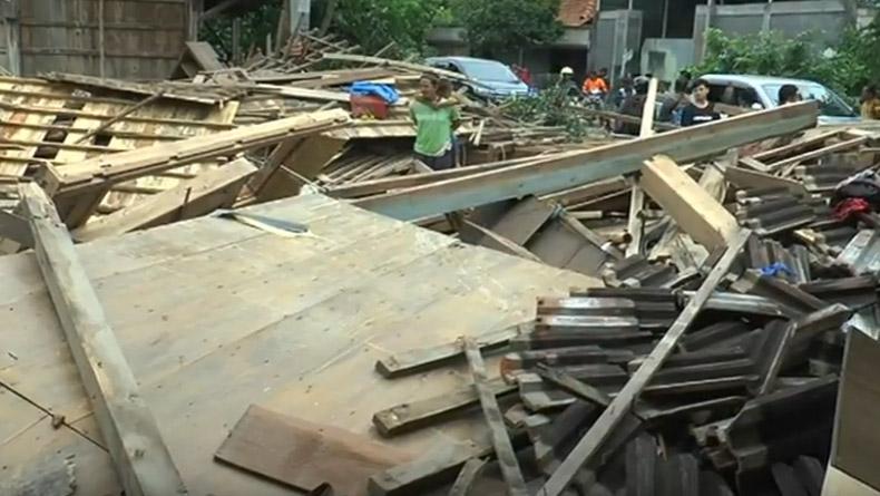title Banjir Grobogan Rendam 8 Kecamatan, Puluhan Rumah Rusak, 1 Tewas Banjir Grobogan Rendam 8 Kecamatan, Puluhan Rumah Rusak, 1 Tewas
