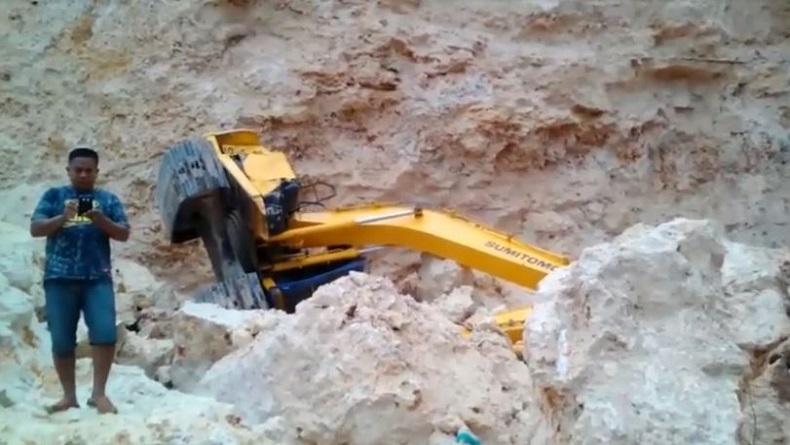 Bukit Kapur di Kecamatan Puger Jember Longsor, Pekerja Sempat Dengar Gemuruh