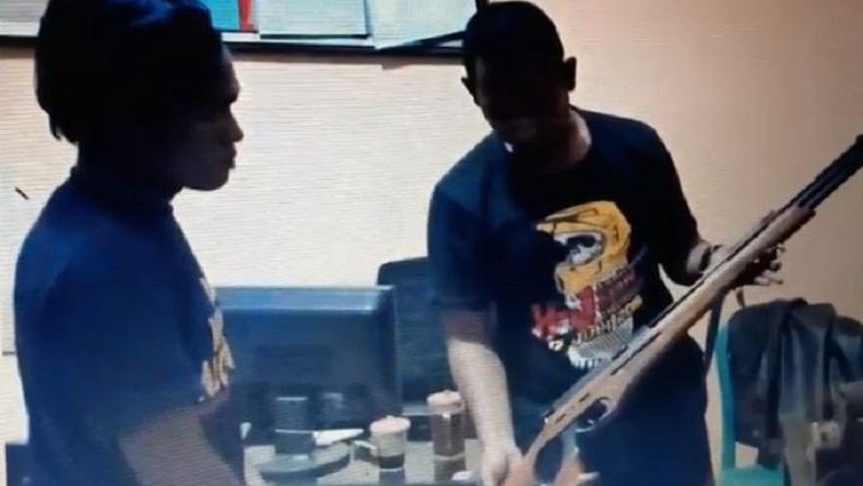 Pria di Jember Tak Sengaja Tembak Teman hingga Tewas saat Cek Senapan yang Mau Dijual