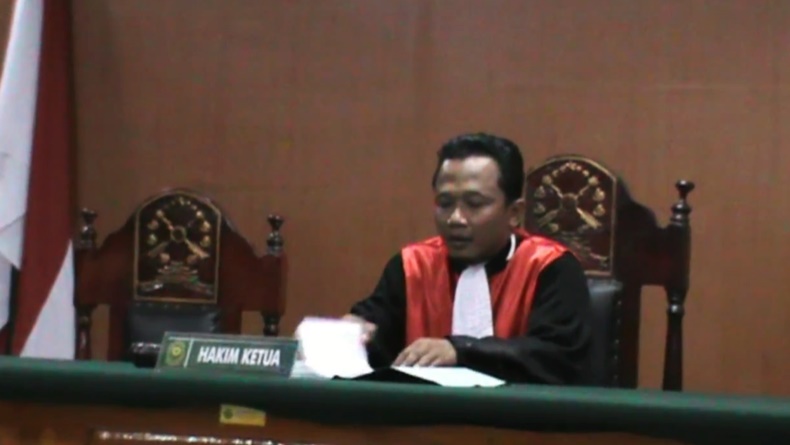 title Hakim Tolak Praperadilan Wabup OKU, Kasus Dugaan Korupsi Tanah Kuburan Jalan Terus Hakim Tolak Praperadilan Wabup OKU, Kasus Dugaan Korupsi Tanah Kuburan Jalan Terus