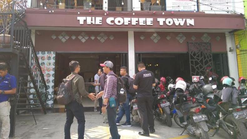 Polisi Reka Ulang Pembunuhan Hakim PN Medan, dari Kafe hingga Lokasi Pembuangan Mayat