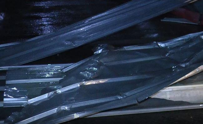 Viral Video Rest Area KM 166 Tol Cipali Rusak Diterjang Badai