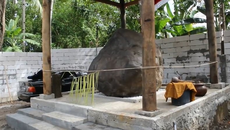 Warga Akui Ada Ritual Tengah Malam di Keraton Agung Sejagat Purworejo