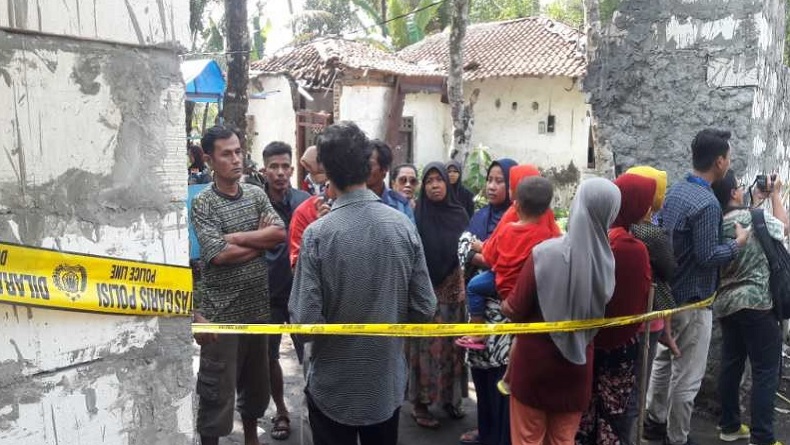 Garis Polisi Dipasang di Keraton Agung Sejagat Purworejo