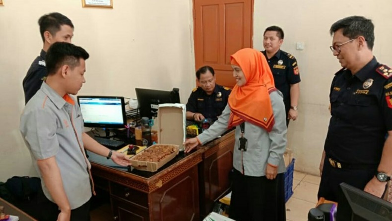 Bea Cukai Palembang Sosialisasikan Penyesuaian Biaya Masuk Kiriman Luar Negeri