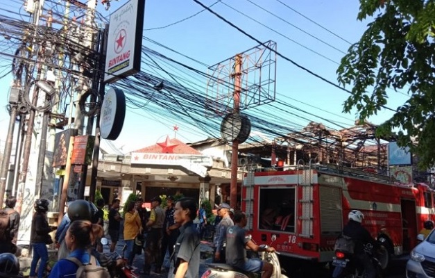 Kebakaran Supermarket Bintang di Seminyak Bermula dari Api di Apotek