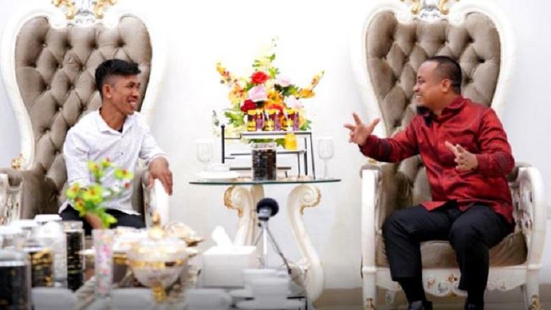 Kagum, Wagub Sulsel Undang Montir Lulusan SD di Pinrang yang Buat Pesawat Ultralight