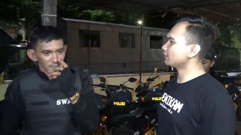Berbekal Rompi SWAT, Jambret di Makassar Mengaku Polisi dan Rampas Ponsel Pelajar