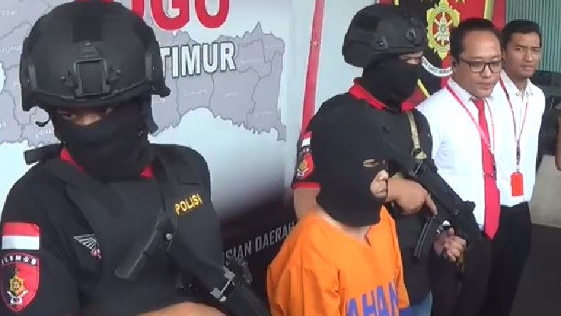 Polisi Tes Kejiwaan Ketua Ikatan Gay Tulungagung yang Cabuli 11 Anak Laki-Laki