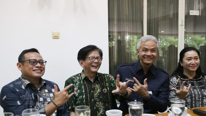 title Ganjar Pranowo Sepakat Distribusi Elpiji 3 Kg Dilakukan Secara Tertutup Ganjar Pranowo Sepakat Distribusi Elpiji 3 Kg Dilakukan Secara Tertutup