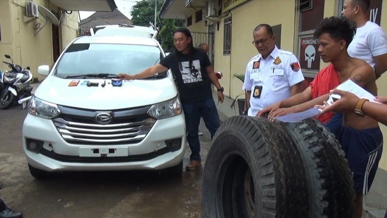 Kabur saat Ditangkap, Pencuri Ban Serep Truk di Palembang Ditembak Polisi