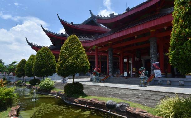 Kelenteng Sam Po Kong, Lokasi Wisata Sejarah Populer di Semarang