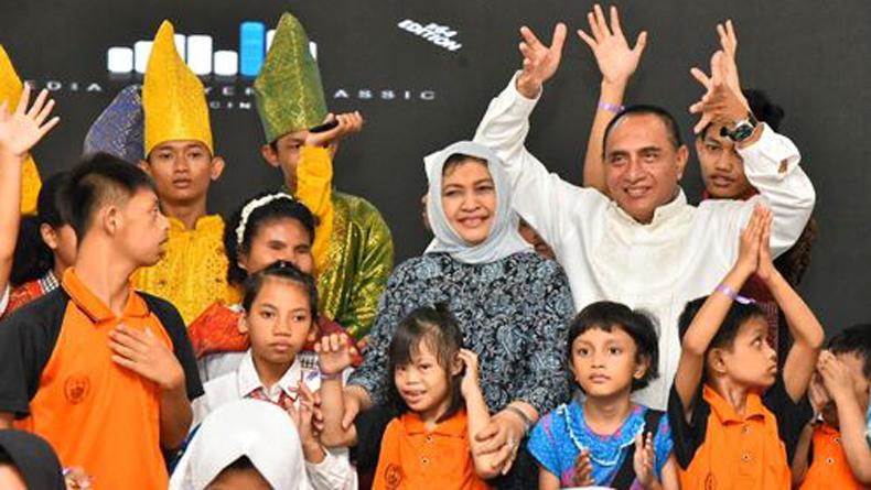 Nyanyi Bersama 100-an Siswa SLB, Edy Rahmayadi: Mereka Semua Anak-Anak Gubernur