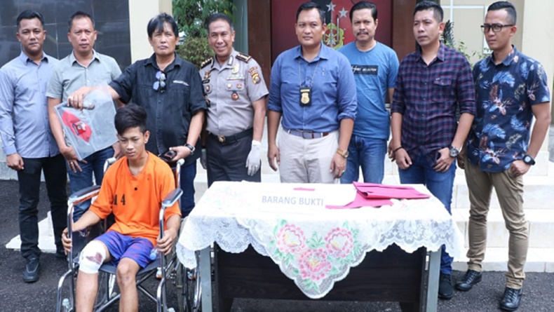 title Tusuk Anggota Polri, Tukang Palak Ambruk Ditembak Polisi Tusuk Anggota Polri, Tukang Palak Ambruk Ditembak Polisi