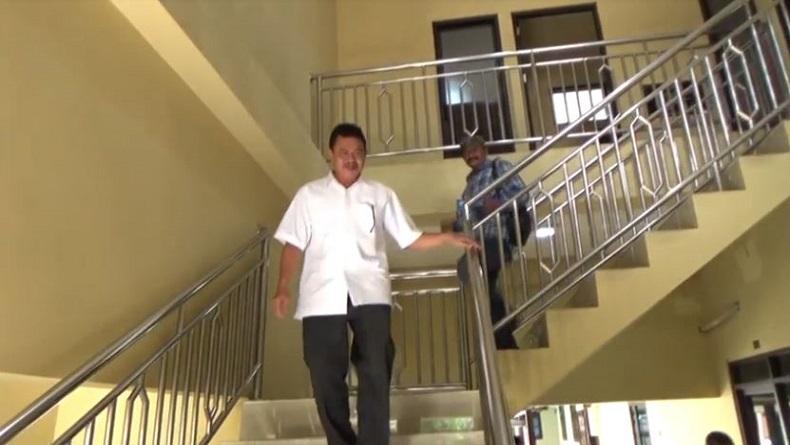 Bupati Mojokerto Pungkasiadi Diperiksa KPK terkait Kasus Pencucian Uang Eks Bupati