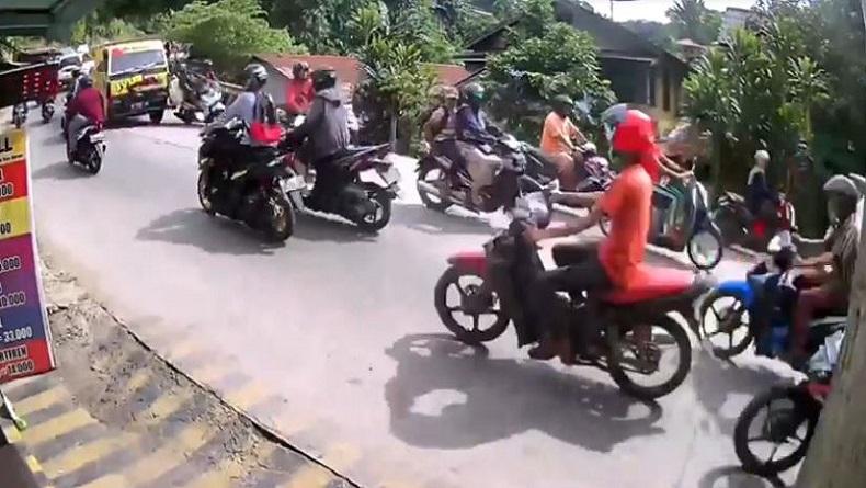 Truk Rem Blong Tabrak Sepeda Motor di Samarinda, 4 Korban Tewas di Tempat