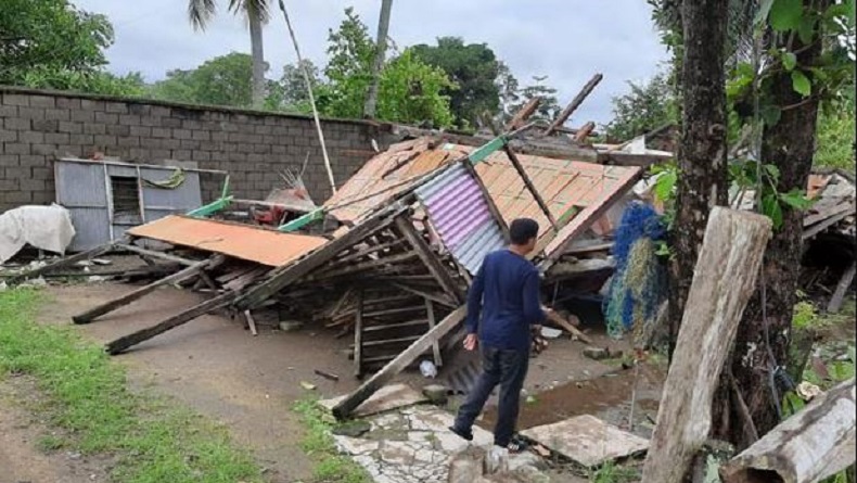 14 Rumah Warga di Barru Rusak akibat Terjangan Angin Puting Beliung, 1 Orang Terluka