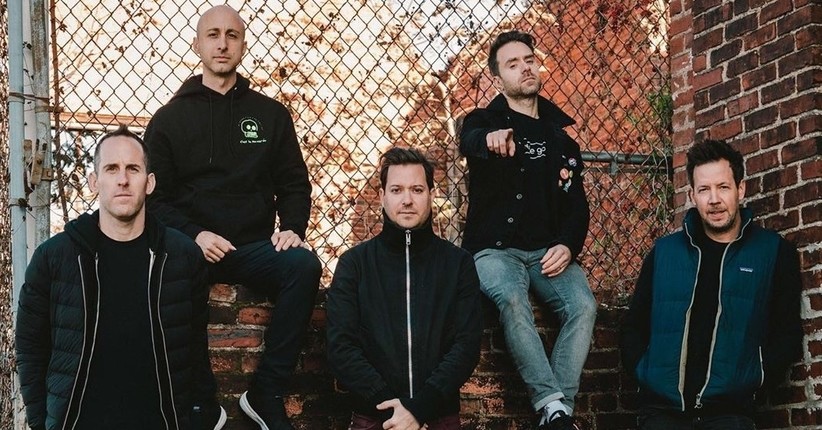 Lirik Lagu Jet Lag Simple Plan Grup Band asal Kanada