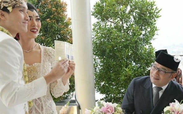 Ridwan Kamil Jadi Saksi Akad Nikah Isyana Sarasvati, Begini Reaksi Netizen