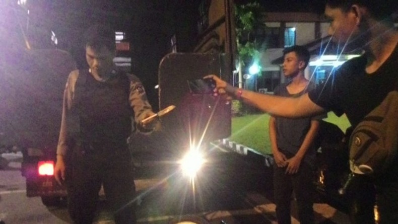 Balap Liar sambil Bawa Pisau Dapur, Pemuda di Padang Ditangkap Polisi