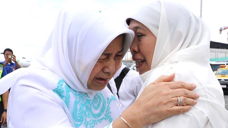 title 3 Wasiat Gus Sholah Sebelum Wafat, Khofifah Menangis saat Bacakan Isinya 3 Wasiat Gus Sholah Sebelum Wafat, Khofifah Menangis saat Bacakan Isinya