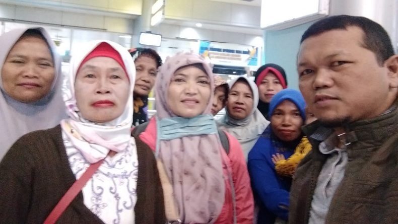 Nenek Suripah yang Viral usai Bertemu Ganjar Pranowo Akhirnya Pulang Kampung