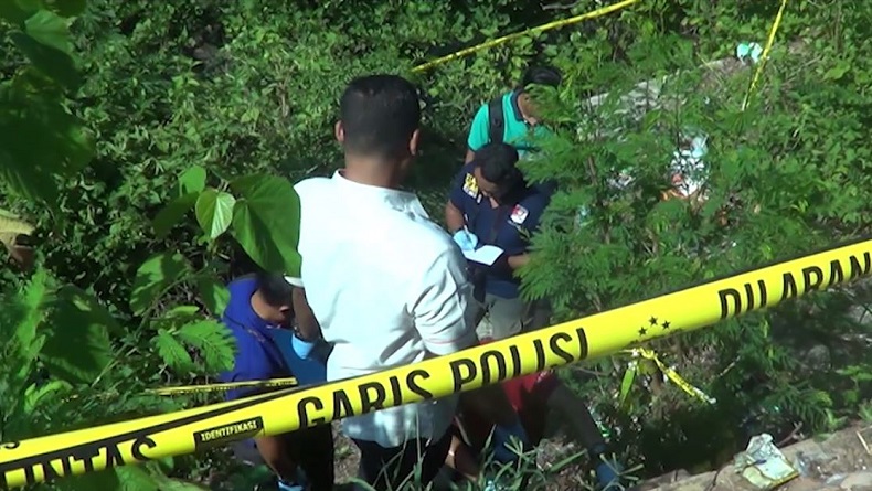 Penemuan Mayat Perempuan Dibungkus Plastik di Senggigi, Ada Tumpukan Semen di TKP