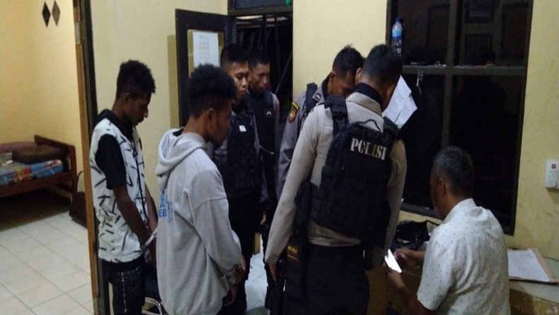 Isap Sabu di Halaman Ruko, Dua Pemuda di Papua Ditangkap Polisi
