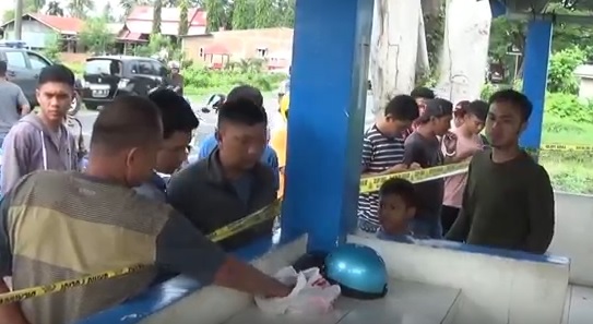 Perempuan Muda di Polewali Mandar Tewas Bersimbah Darah di Pos Lantas