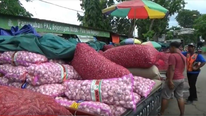 Wabah Virus Korona akibatkan Harga Bawang Putih Impor di Bojonegoro Melejit