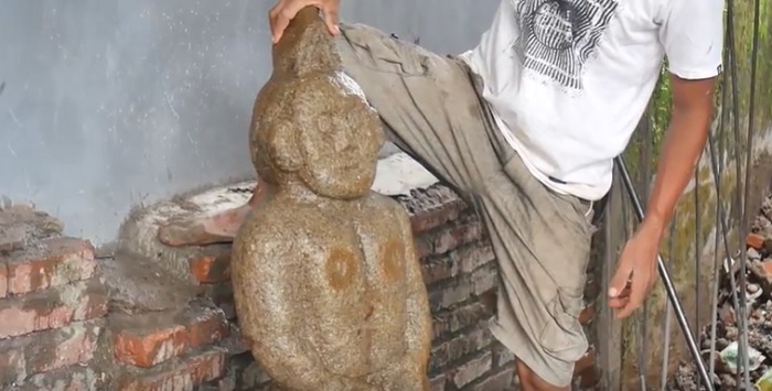 Tukang Bangunan di Pinrang Temukan Patung Mirip Manusia saat Gali Tanah