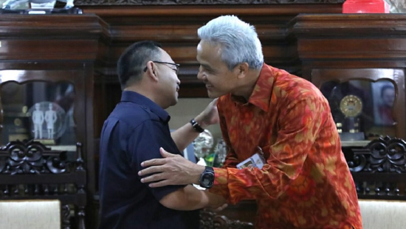 title Ganjar Pranowo Dikunjungi Sudirman Said, Mantan Rival di Pilkada Jateng 2018 Ganjar Pranowo Dikunjungi Sudirman Said, Mantan Rival di Pilkada Jateng 2018