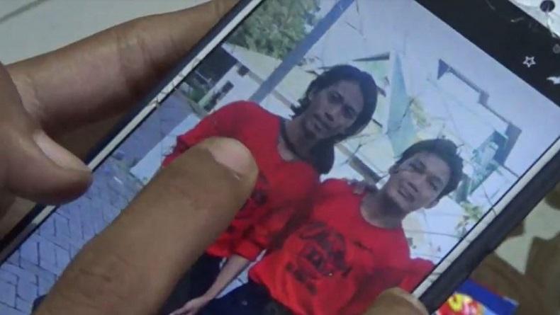 title Mahasiswa UMI Makassar Tewas saat Diksar KSR PMI, Keluarga Sebut Panitia Sembunyikan Kejanggalan Mahasiswa UMI Makassar Tewas saat Diksar KSR PMI, Keluarga Sebut Panitia Sembunyikan Kejanggalan