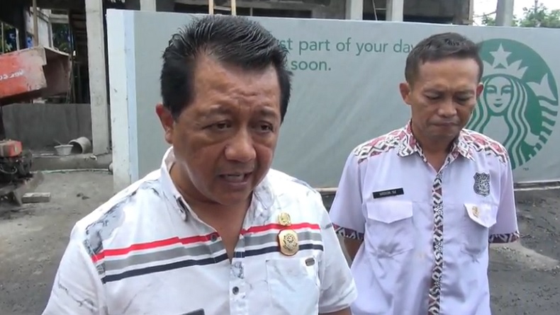 Bangunan Starbucks di Semarang Disegel Satpol PP karena Belum Kantongi IMB