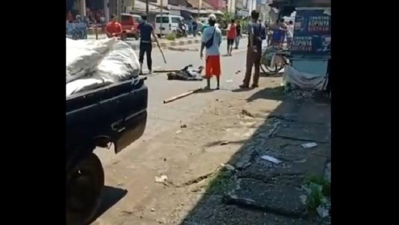 Tawuran Pelajar 2 SMK di Jalur Pantura Plered Cirebon, Pelajar Terkapar di Jalan