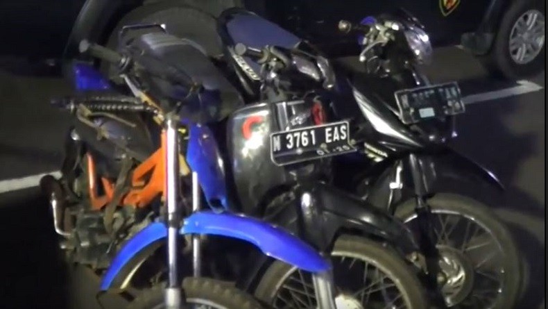 2 Pelaku Curanmor Asal Pasuruan Dilumpuhkan Polisi karena Melawan saat Ditangkap