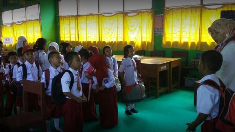 title Wabah Corona, Kepri Perpanjang Masa Belajar di Rumah hingga 2 Juni 2020 Wabah Corona, Kepri Perpanjang Masa Belajar di Rumah hingga 2 Juni 2020