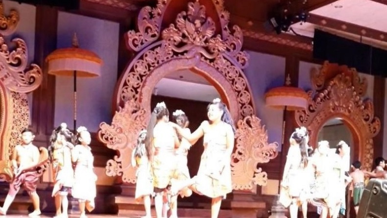 Maestro Made Taro Tampilkan Permainan Tradisional di Bulan Bahasa Bali 2020