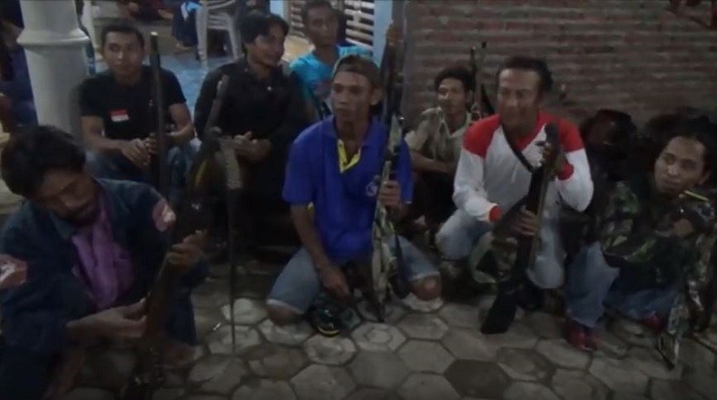 Salurkan Hobi Menembak, Anggota Komunitas Penembak di Jombang Buru Hama Tikus