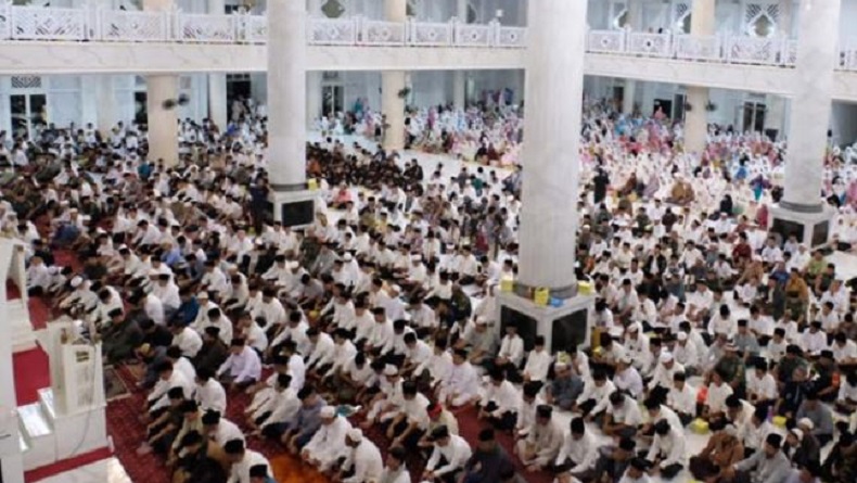 Refleksi 4 Tahun Bupati-Wabup Gowa, Ribuan Warga Ikuti Kegiatan Zikir Akbar