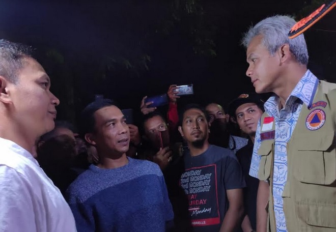 Tanah Ambles di Batang, Gubernur Ganjar Pranowo Siap Datangkan Ahli Geologi