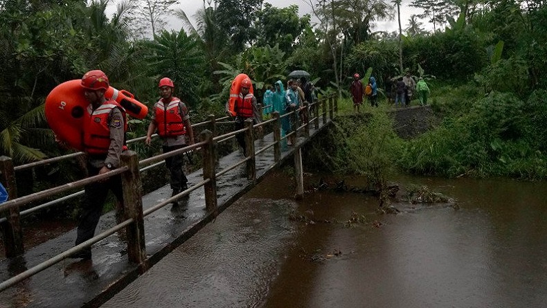 Pasukan Katak Akan Diterjunkan Bantu Pencarian Siswa SMPN 1 Turi