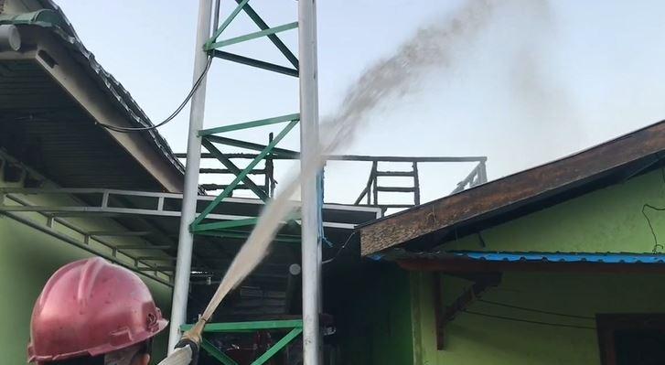 Kebakaran Hanguskan 9 Rumah di Samarinda