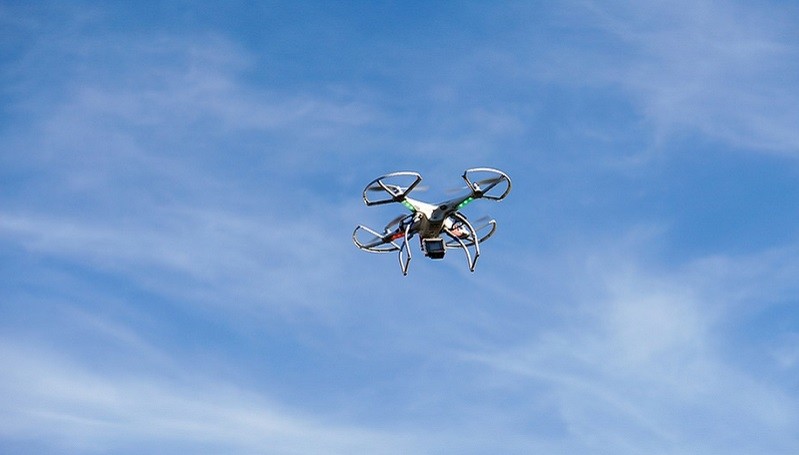 title Drone Penyemprot Disinfektan di Malioboro Bisa Angkut 20 Liter Cairan Drone Penyemprot Disinfektan di Malioboro Bisa Angkut 20 Liter Cairan