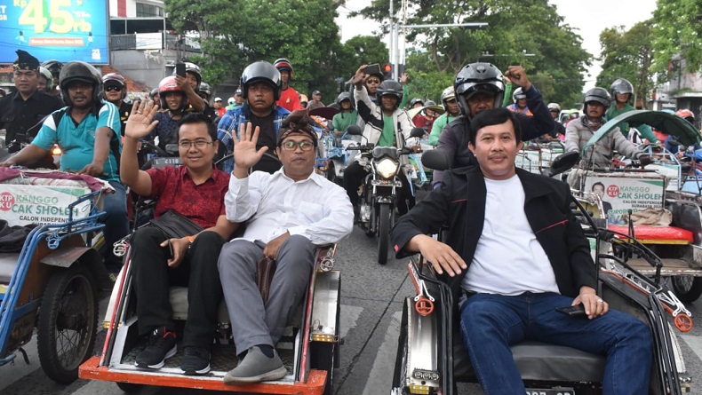 title Pilwalkot Surabaya, Bakal Cawali Independen M Sholeh-Taufik Belum Penuhi Syarat Dukungan Pilwalkot Surabaya, Bakal Cawali Independen M Sholeh-Taufik Belum Penuhi Syarat Dukungan