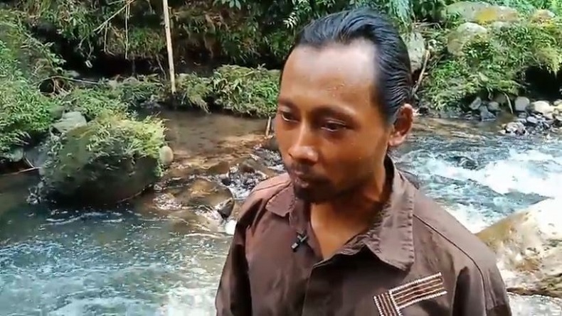 Tak Pikir Panjang, Kodir Terjun dari Tebing Setinggi 3 Meter Selamatkan Siswa SMPN 1 Turi