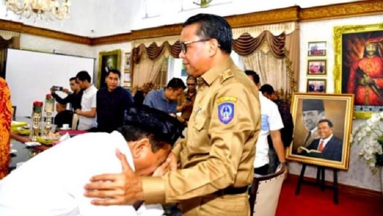 Gubernur Sulsel Nurdin Abdullah Cabut Laporan Polisi Eks Karo Pembangunan Setda