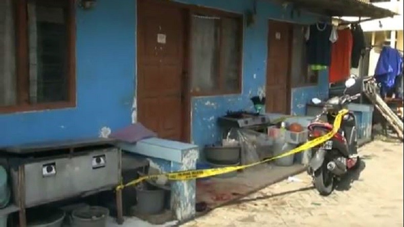 Sadis! Suami di Sidoarjo Bacok Istri di Depan Kedua Anak