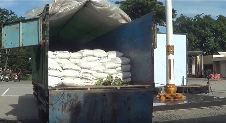 Polres Sidoarjo Gagalkan Pengiriman 20 Ton Pupuk Ilegal ke Luar Jawa